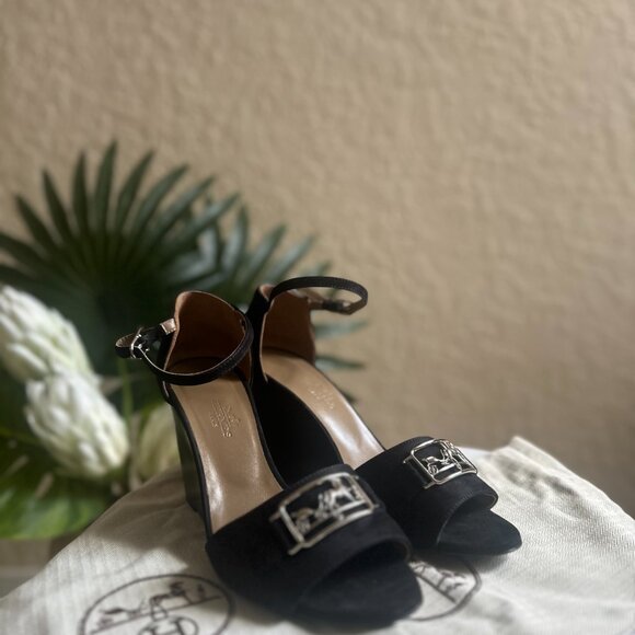 Hermès Suede Buckle Sandals with Ankle Strap – Black – Size 37! - Picture 3 of 3